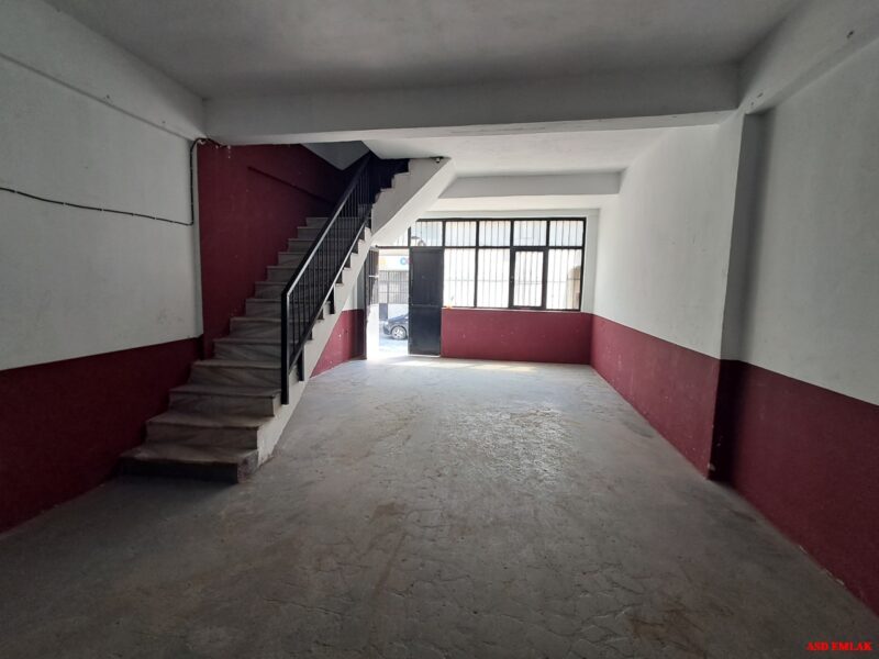 Saraçlar Sanayi Sitesinde 45+45 Dubleks Satılık İşyeri